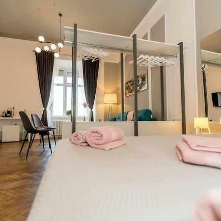 Central Premium Suites - Liberty Square Timişoara Extérieur photo