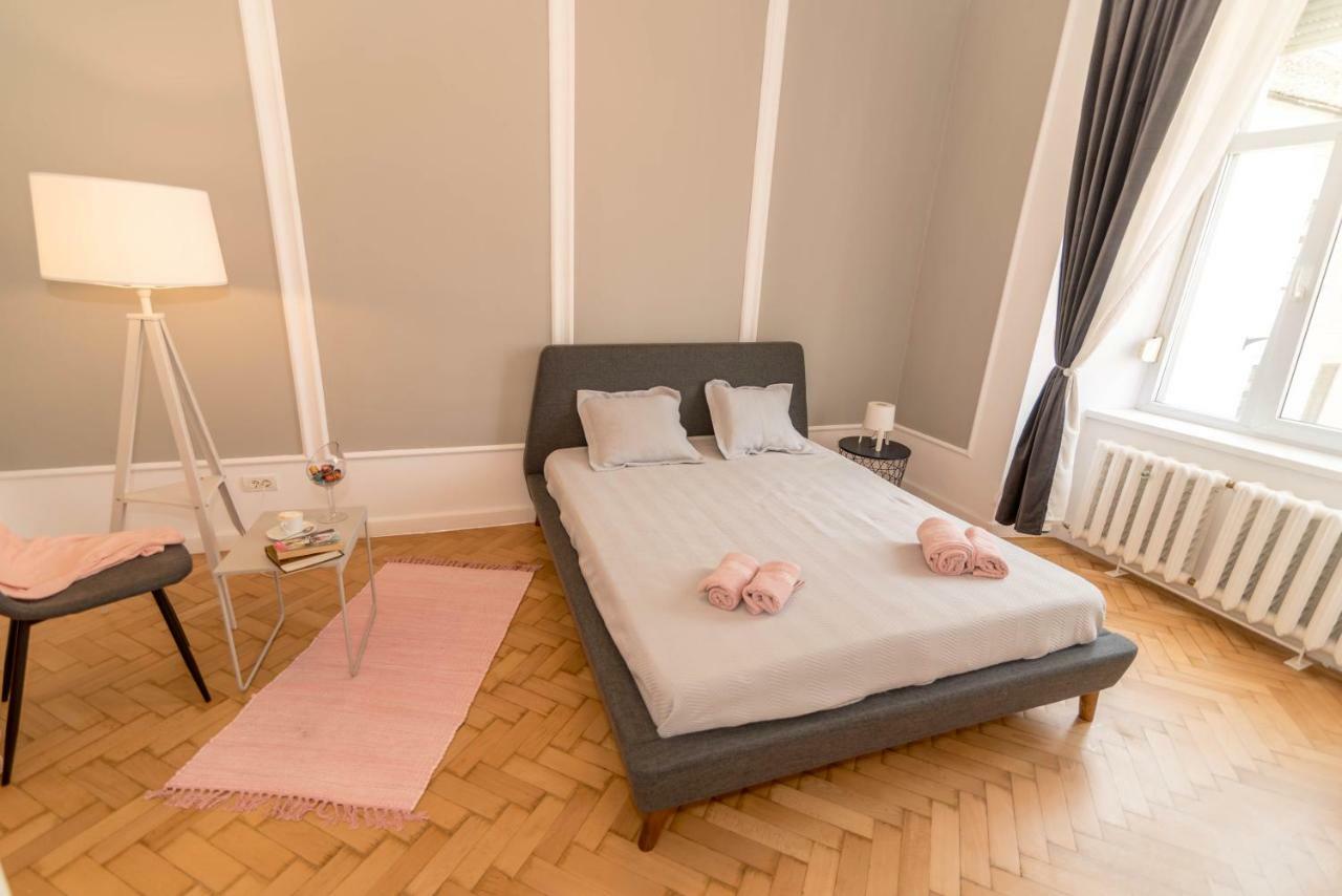 Central Premium Suites - Liberty Square Timişoara Extérieur photo