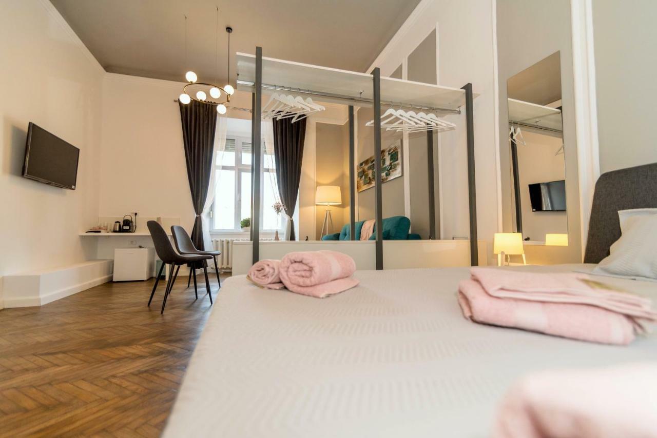 Central Premium Suites - Liberty Square Timişoara Extérieur photo